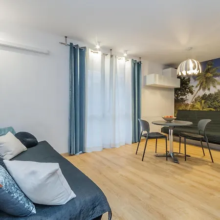 Flatbook Apartmenty - Krynica Morska
